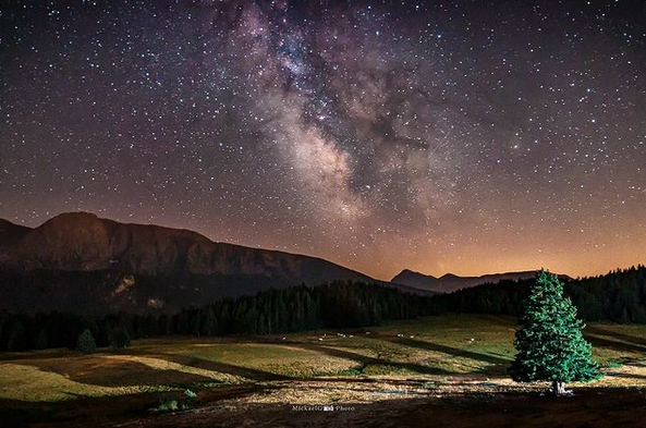 Chamrousse ciel étoile voie lactée été station montagne grenoble isere alpes france - © @mickaelgphoto