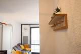 _lv_images__lot_0016190404_05_6377615