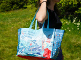 Chamrousse boutique souvenir sac course jeux olympiques grenoble 50 ans JO design chamrousse station montagne ski isère alpes france