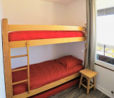 Intérieur chambre 2 2P5 Carline 201 Chamrousse