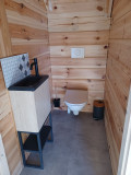 Intérieur toilette Le Chalet des Accacia Chamrousse
