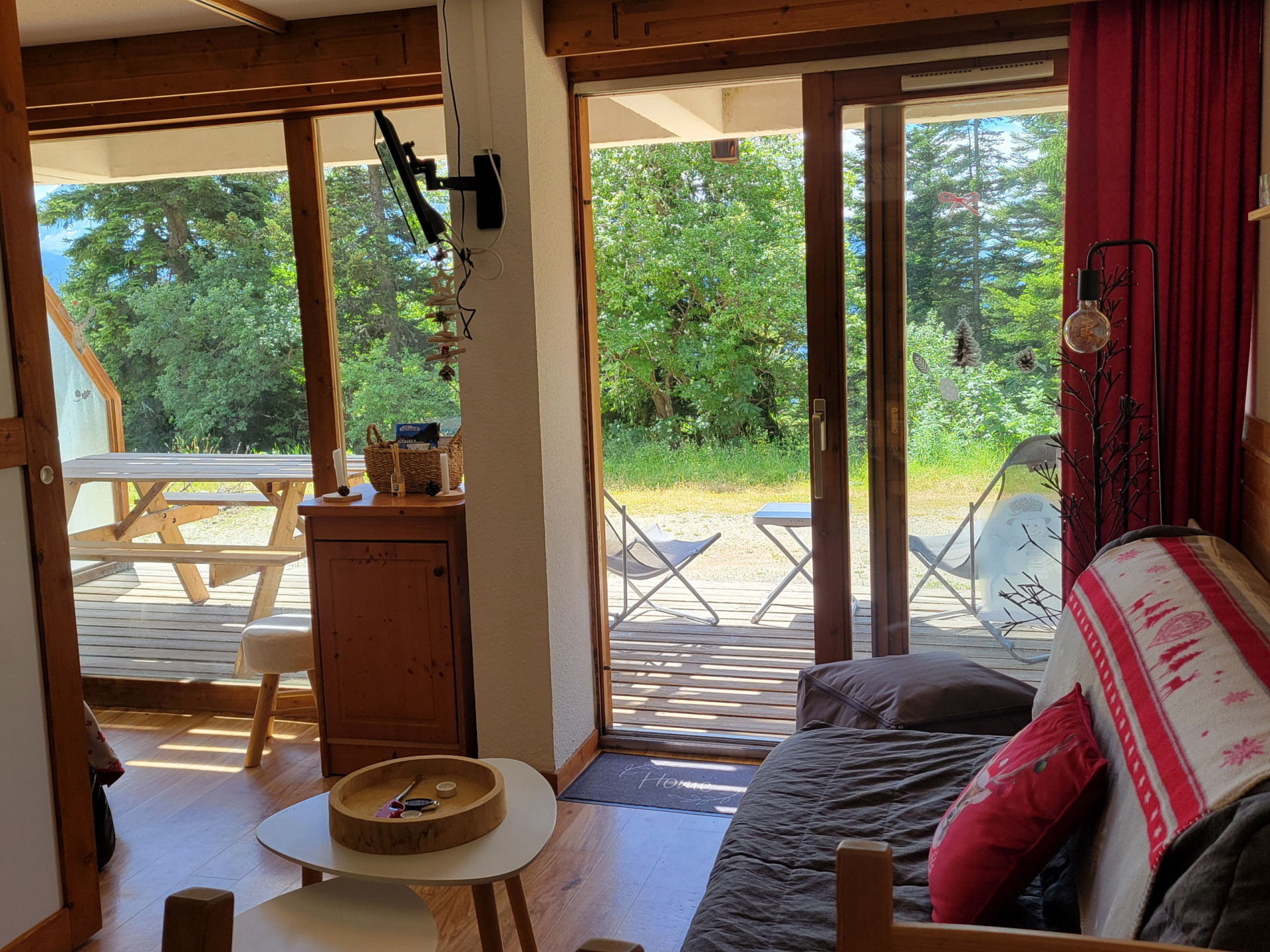 VDuBachatArollesA03exterieur2 VDuBachatArollesA03exterieur2