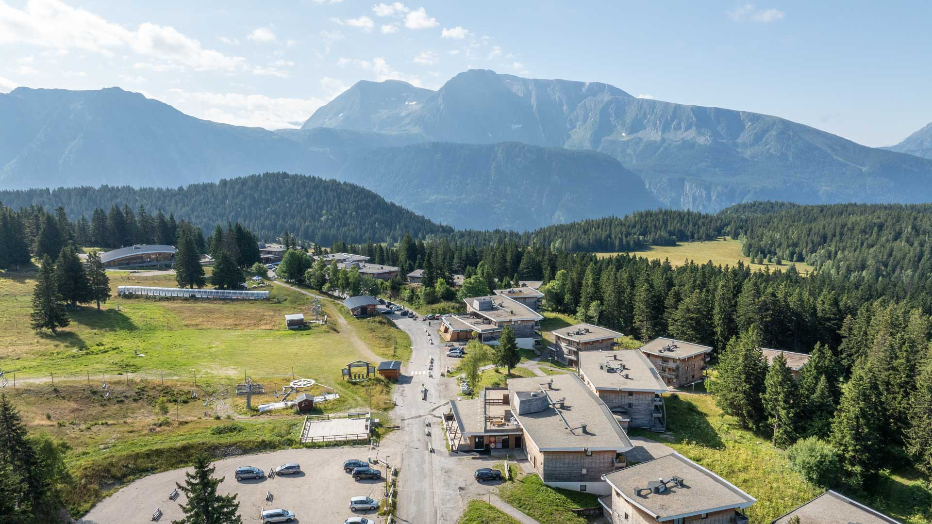 EXTERIEURCHAMROUSSE_02_0