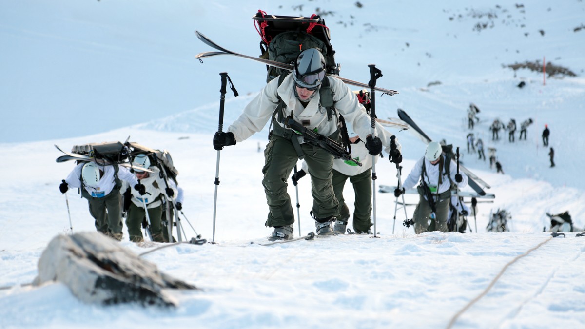 Photo Patrouille Alpine - ancien Challenge hivernal des Troupes de Montagne Chamrousse