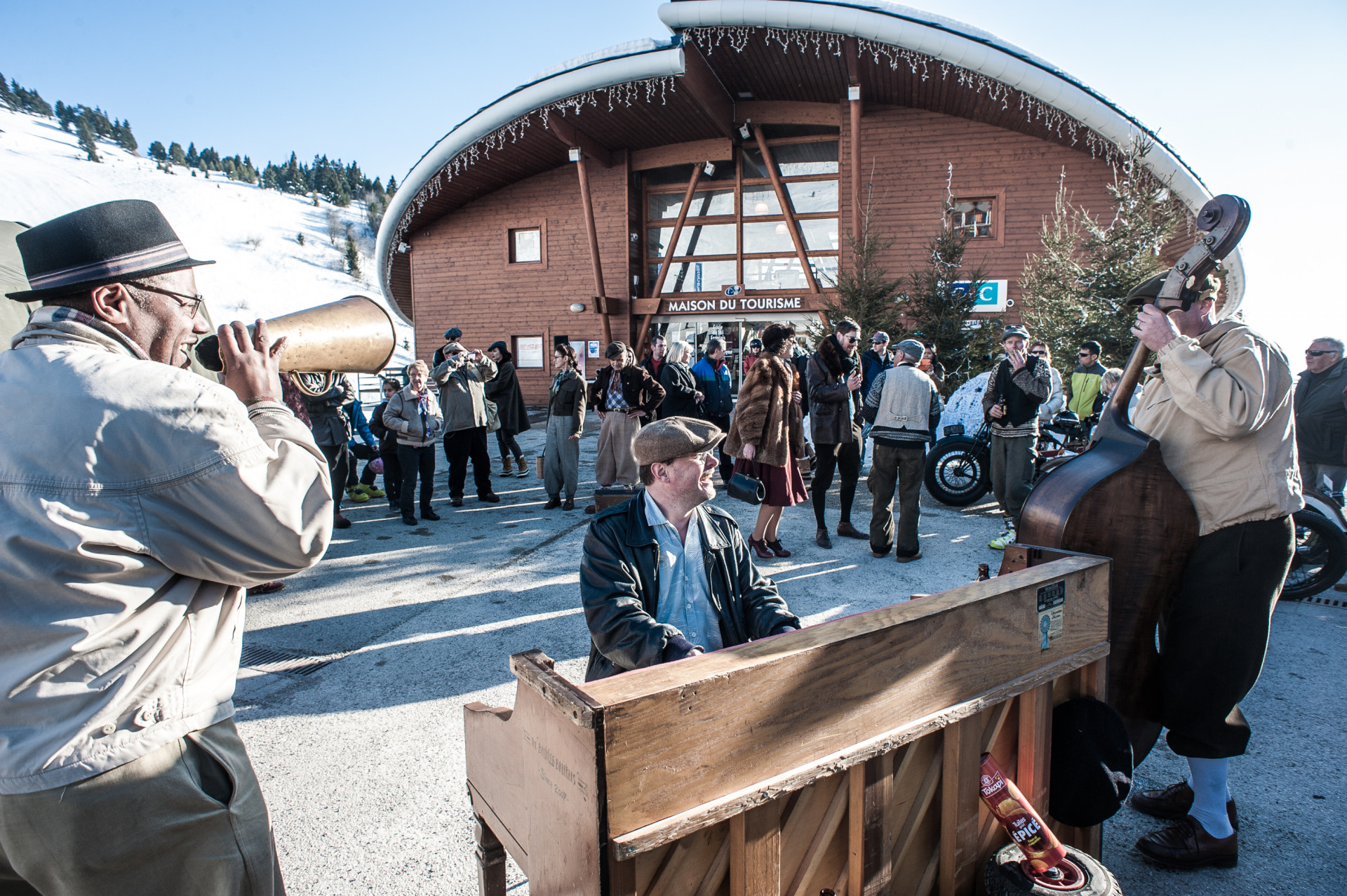 Gentlemen skiers - © Vianney Tisseau Gentlemen skiers
