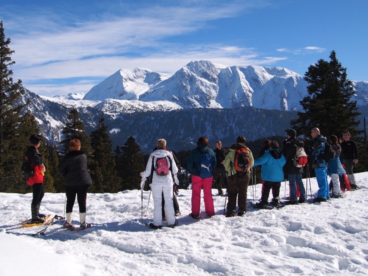 Sortie raquettes Bureau des Guides et Accompagnateurs de Chamrousse - © Bureau des Guides et Accompagnateurs de Chamrousse Sortie raquettes Bureau des Guides et Accompagnateurs de Chamrousse