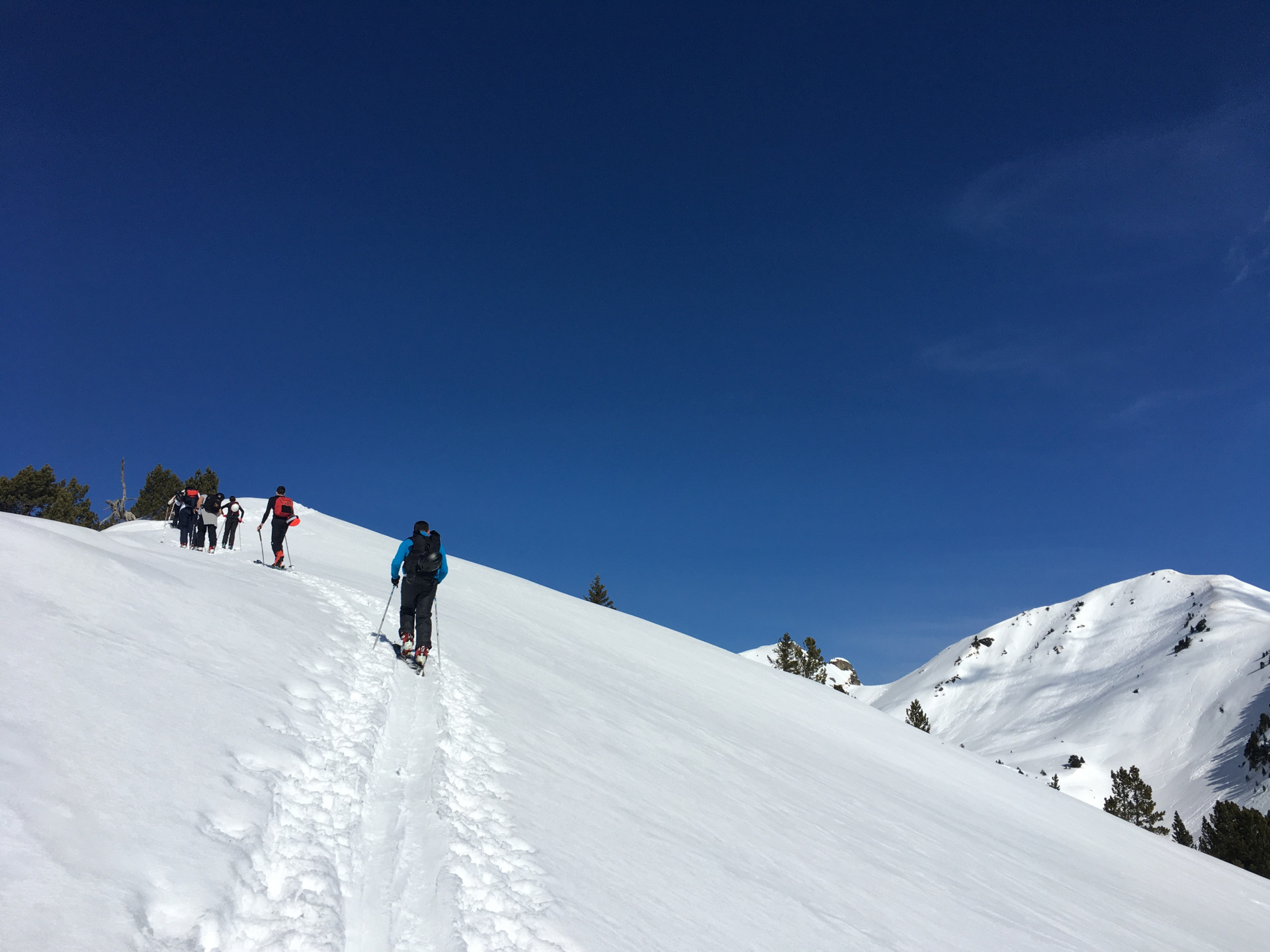 ski de randonnée - © bureau des guides de chamrousse ski de randonnée