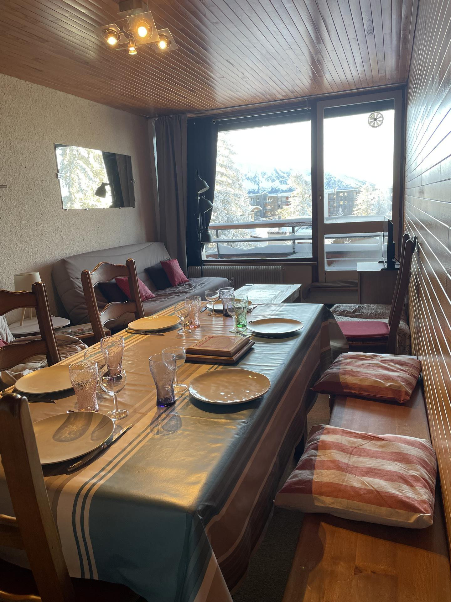 _lv_images__lot_0016190415_03_5974364