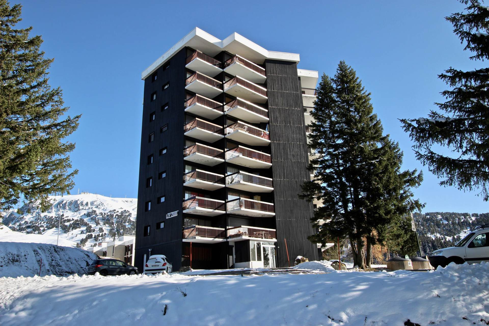 _lv_images__lot_0016190429_10_6409012