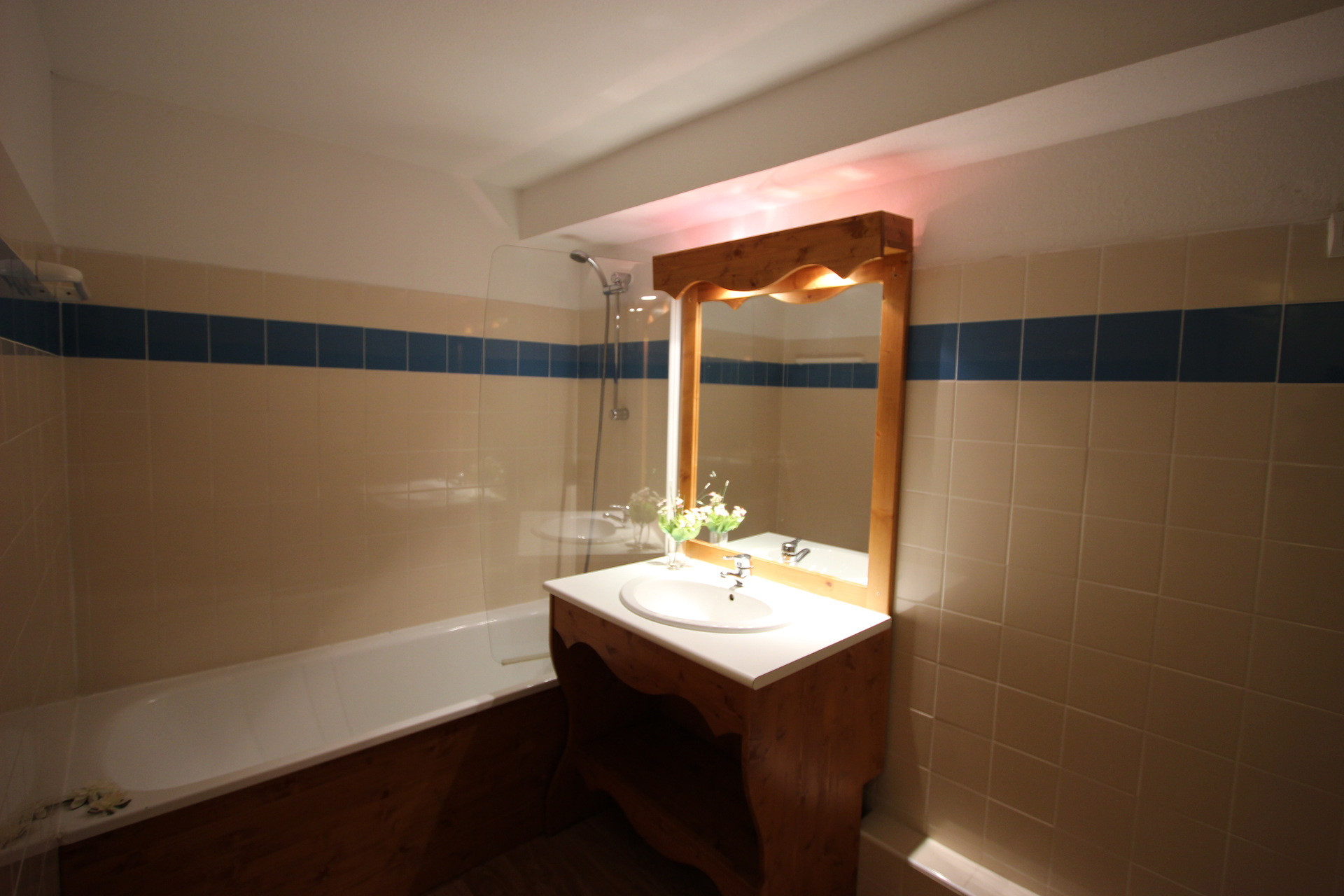 _lv_images__lot_0016190460_07_5627445