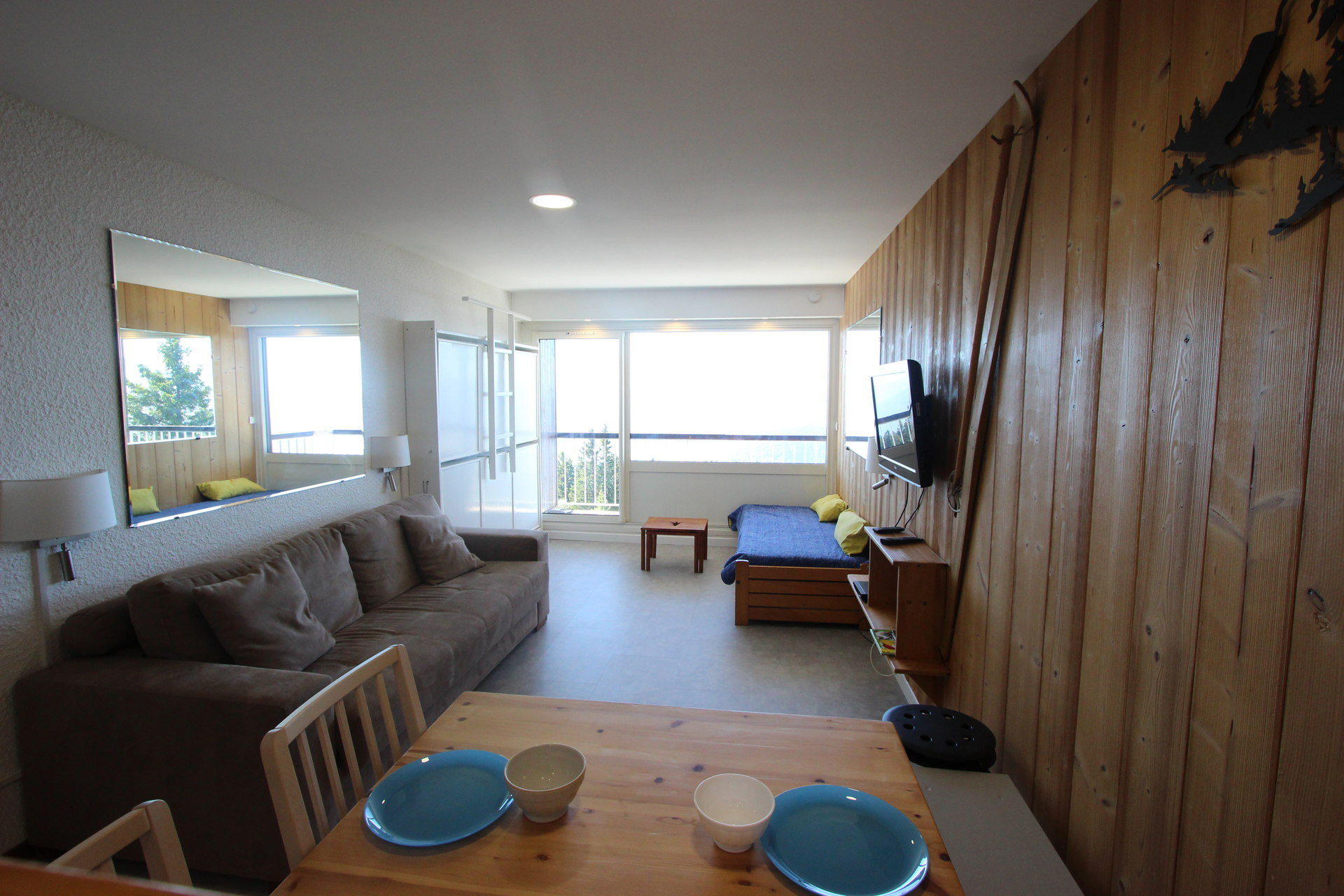 _lv_images__lot_0016190485_02_6064845