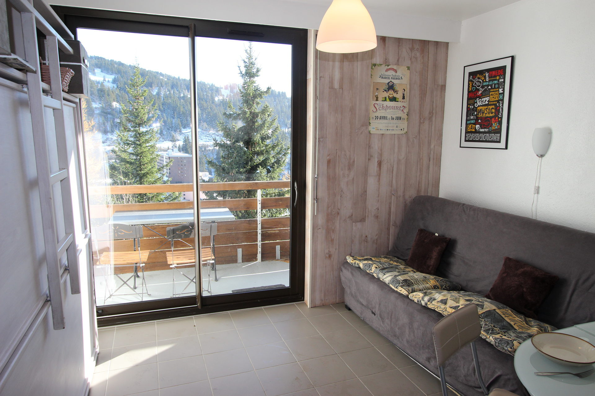 _lv_images__lot_0016190496_01_5779700