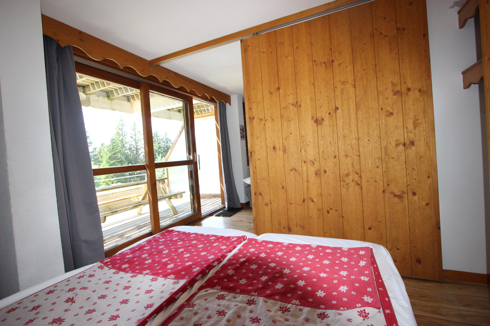 _lv_images__lot_0016190534_05_6079370