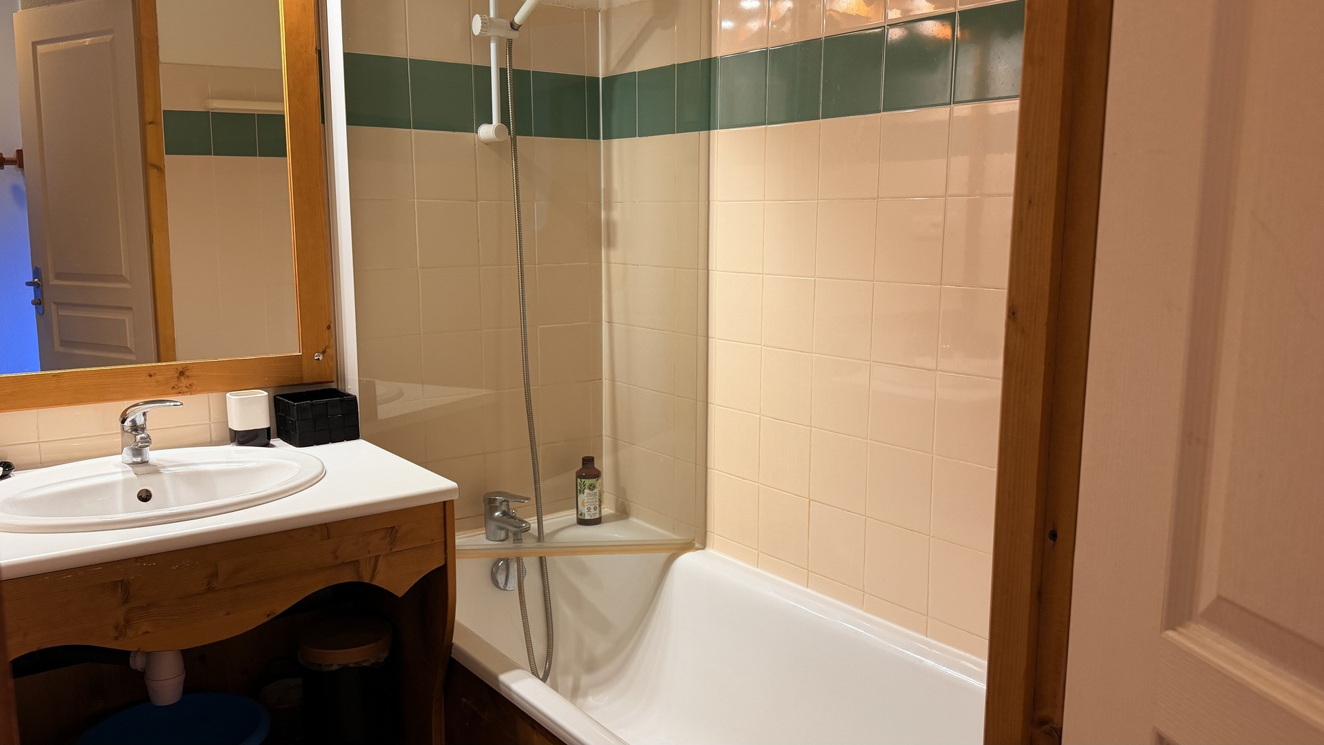 _lv_images__lot_0016190594_04_6406956