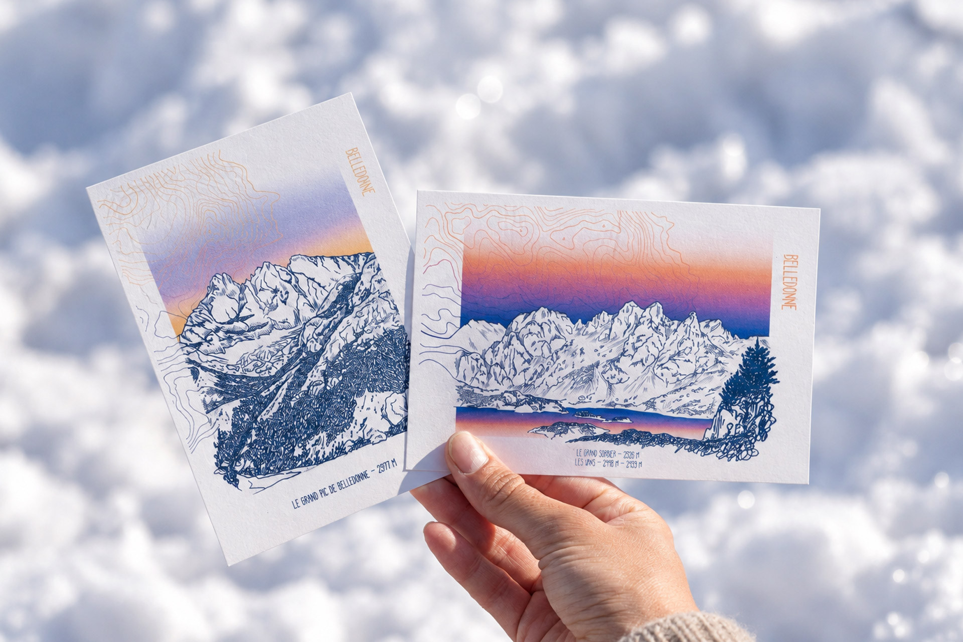 Postkarten aus Chamrousse – Ori Illustration - © EM - OT Chamrousse + IA Chamrousse – Belledonne Postkarten Boutique Souvenir Geschenk Skigebiet Berg Grenoble Isère Französische Alpen Frankreich
