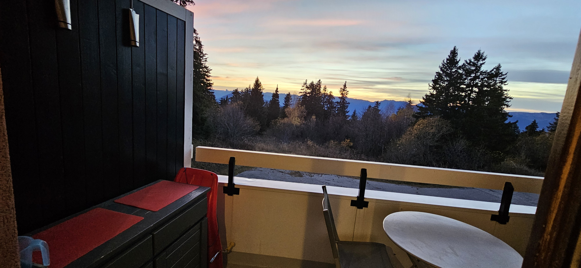 Extérieur balcon 2PC5 Marmottes 206 Chamrousse