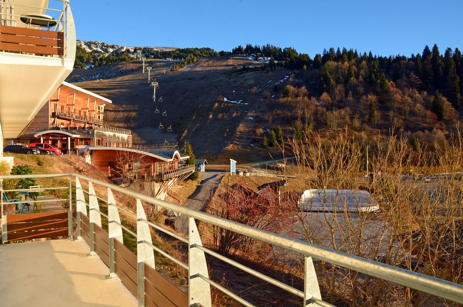 Chamrousse réservation location appartement 2 pièces 6 personnes 46m² les gentianes station ski montagne grenoble isère alpes France