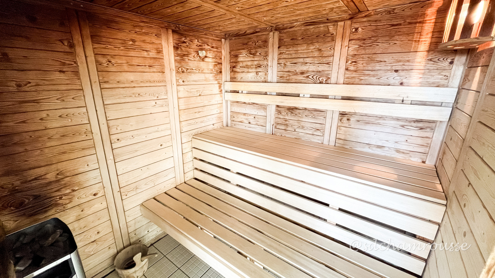 Extérieur espace bien être Joubarbes E13 Chamrousse