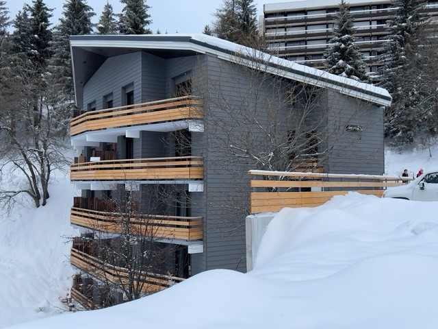 Chamrousse réservation location appartement 2 pièces cabine 6 personnes  42m² Les vans station ski montagne grenoble isère alpes France
