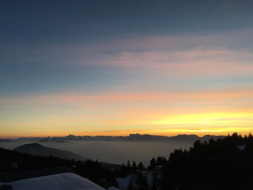 Chamrousse réservation location appartement 2 pièces 6 personnes 46m² Les gentianes station ski montagne grenoble isère alpes France