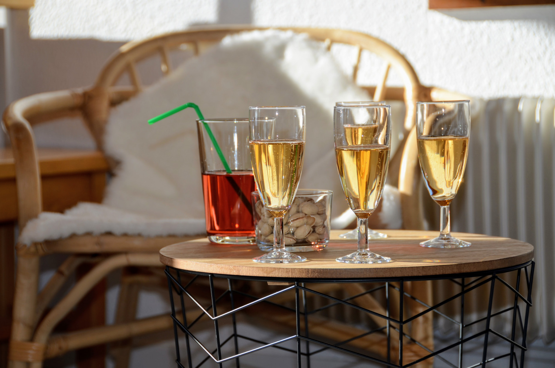 Extérieur table 2P5 Carline 201 Chamrousse