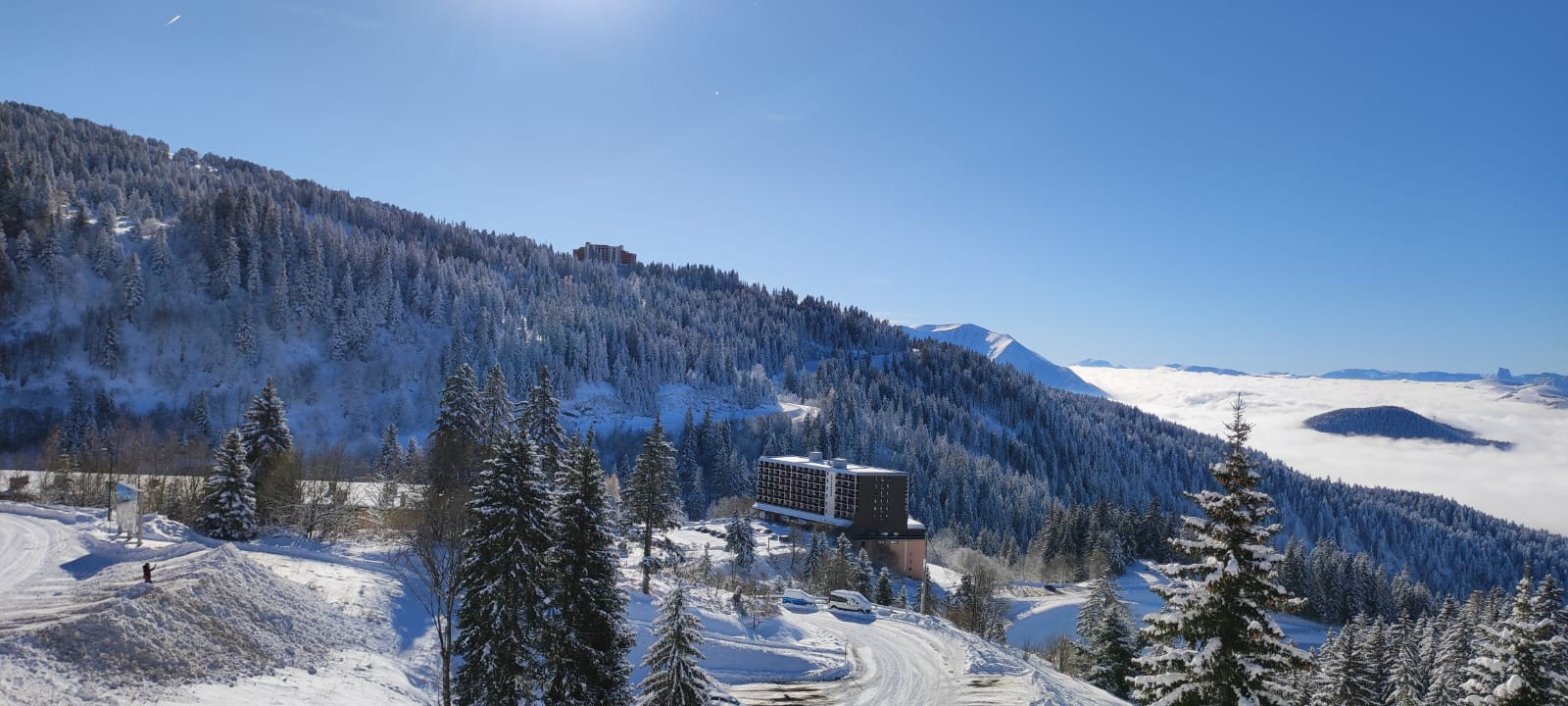 Extérieur vue studio cabine 4 Eterlou 508 Chamrousse