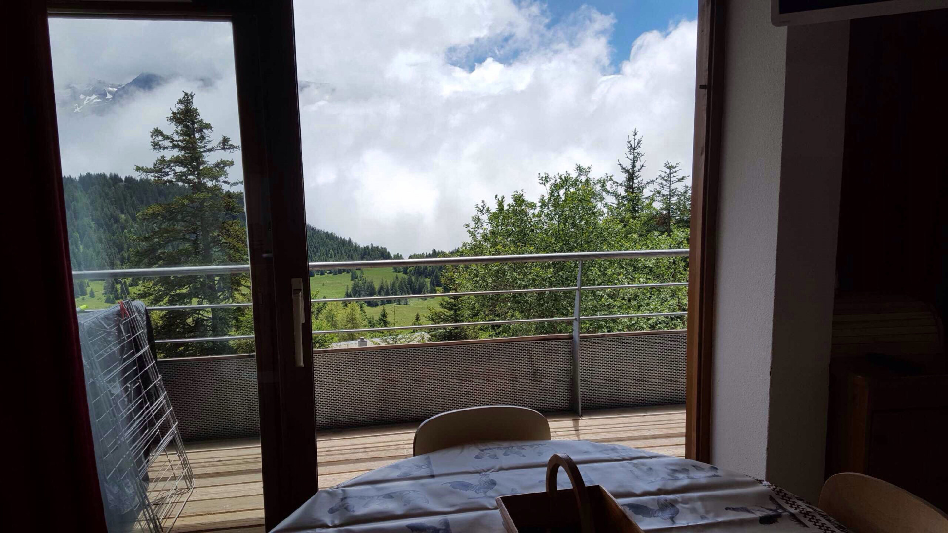 Extérieur vue terrasse 3P6 VDB Arolles B21 Chamrousse Extérieur vue terrasse 3P6 VDB Arolles B21 Chamrousse