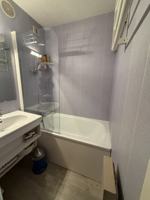 int-rieur-salle-de-bain-les-marmottes-414-chamrousse-6410814