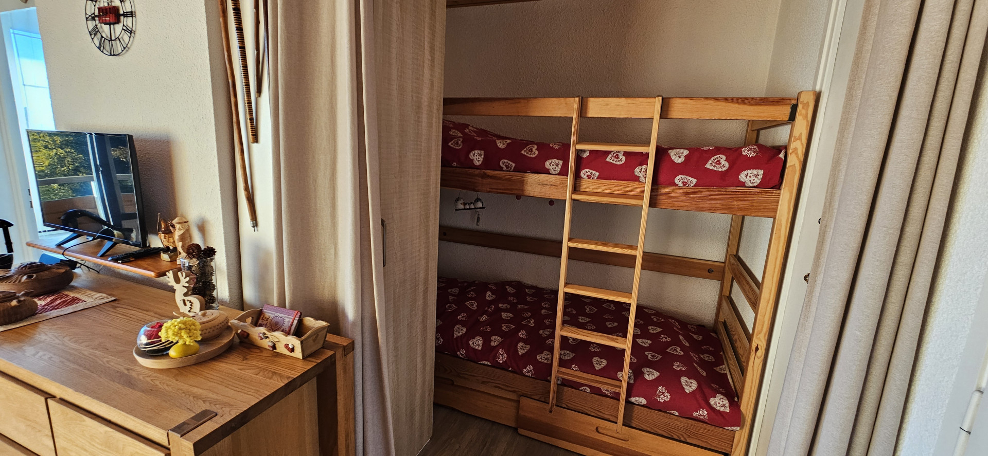 interieur-cabine-2-personnes-2pc4-claret-507-chamrousse