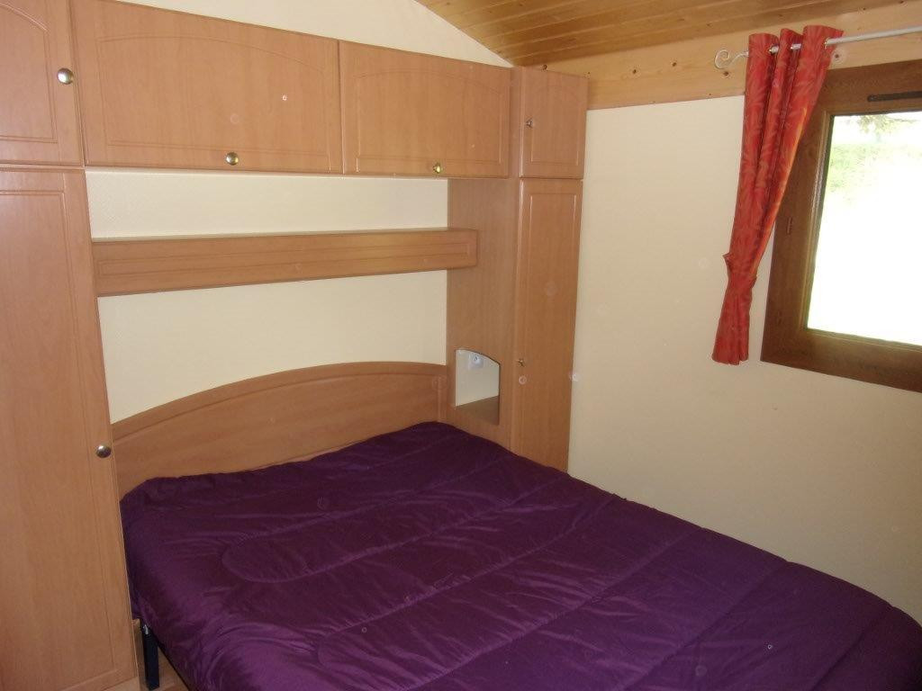 Intérieur chambre 2 3P6 chalet des cimes 5 Chamrousse Intérieur chambre 2 3P6 chalet des cimes 5 Chamrousse