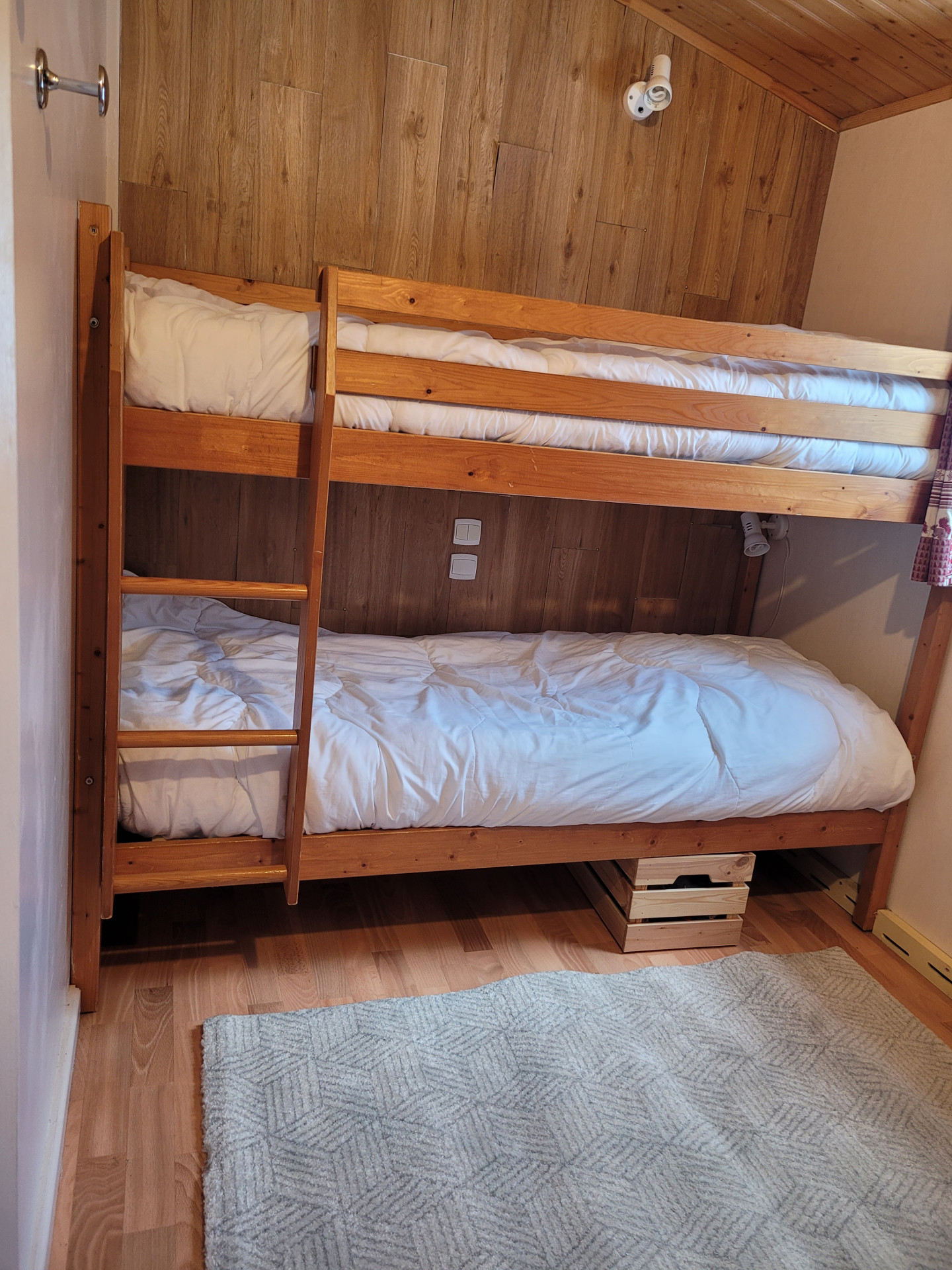 Chamrousse réservation location chalet 3 pièces, 6 personnes 41m² Le Chalet des cimes 46 station ski montagne grenoble isère alpes France