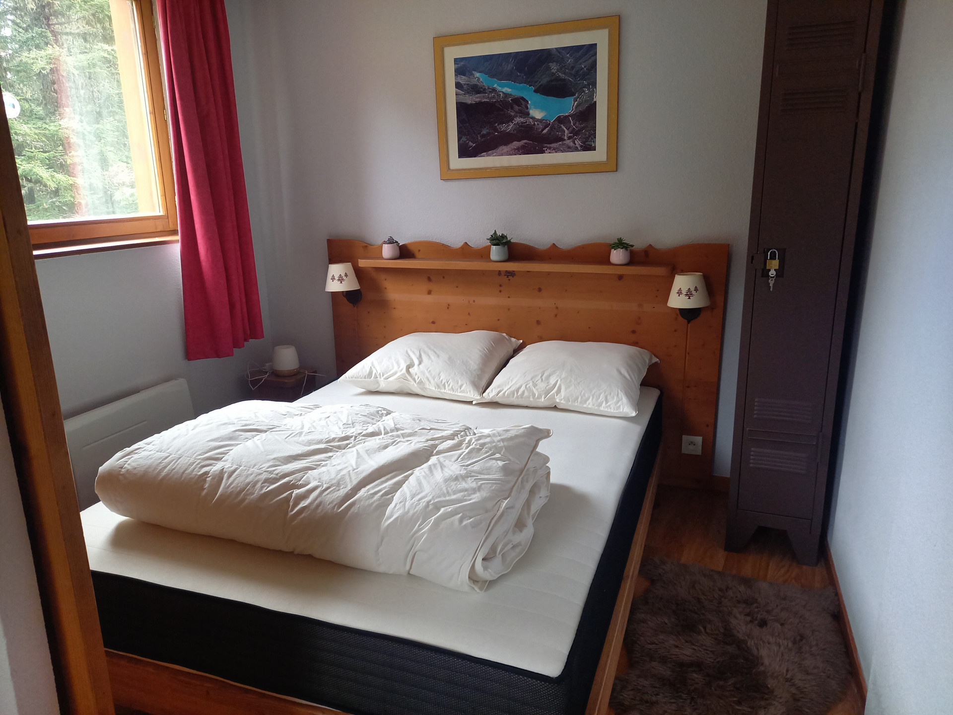 interieur-chambre-2-personnes-2pc4-aster-d13-chamrousse