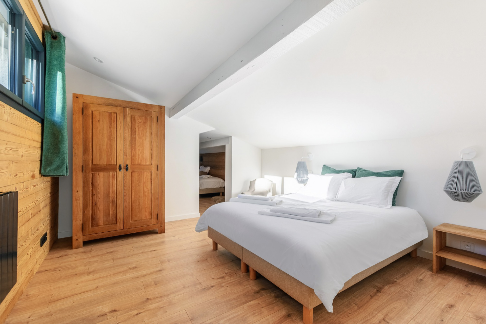 Chamrousse réservation location chalet 7 pièces, 15 personnes 150m² L'étincelle côté lac station ski montagne grenoble isère alpes France