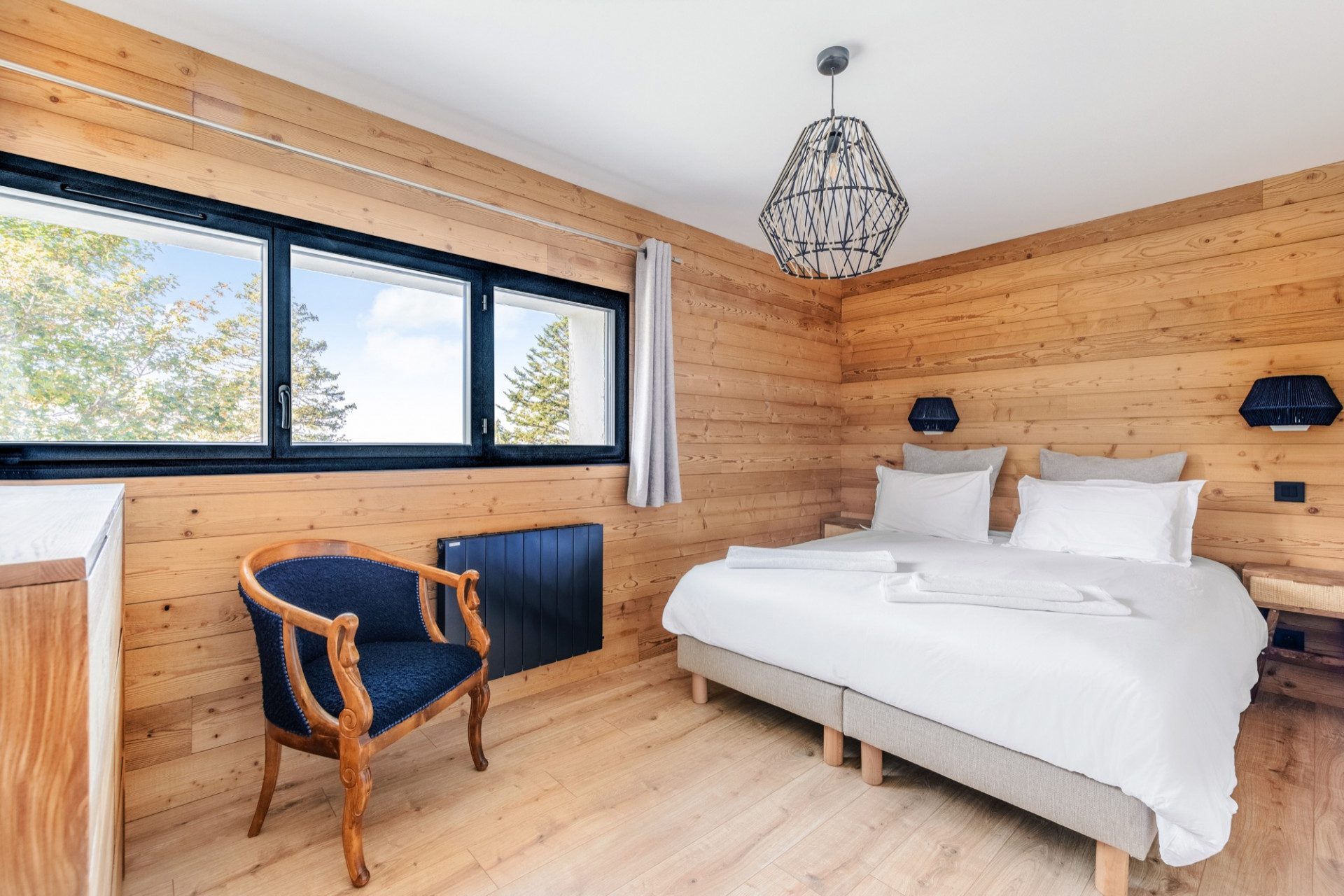 Chamrousse réservation location chalet 7 pièces, 10 personnes 125m² L'étincelle côté forêt station ski montagne grenoble isère alpes France