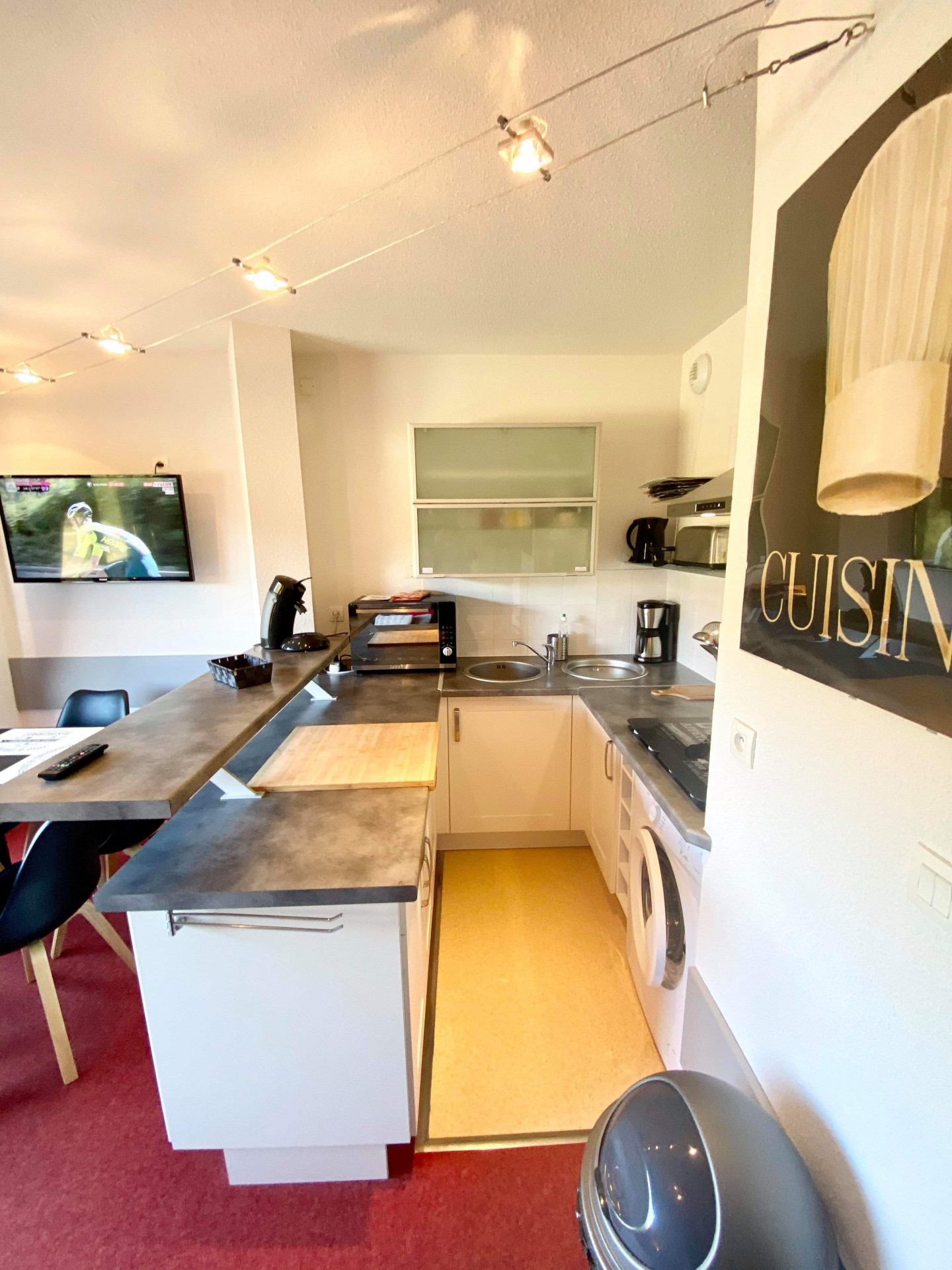 Intérieur cuisine Le Vernon 6 Chamrousse