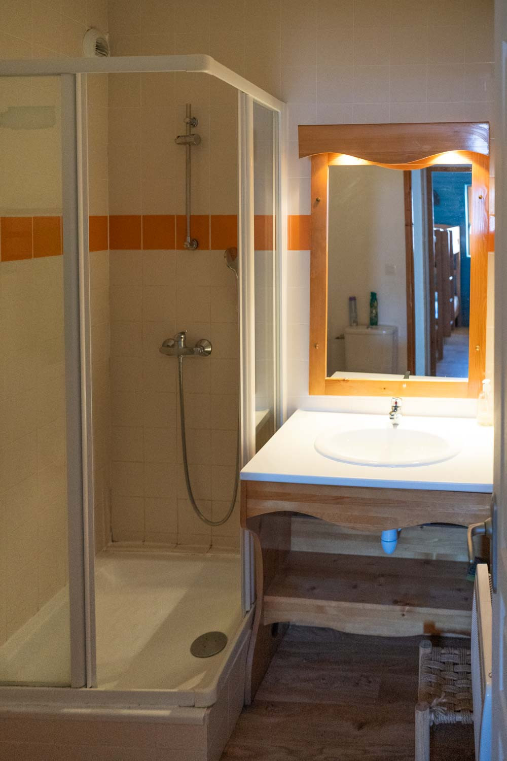 interieur-salle-de-bain-drosera-f03-chamrousse-6438536 interieur-salle-de-bain-drosera-f03-chamrousse-6438536