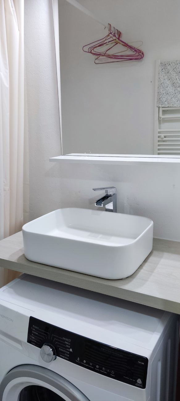 Chamrousse réservation location appartement studio 4 personnes 30m² Edelweiss 405 station ski montagne grenoble isère alpes France