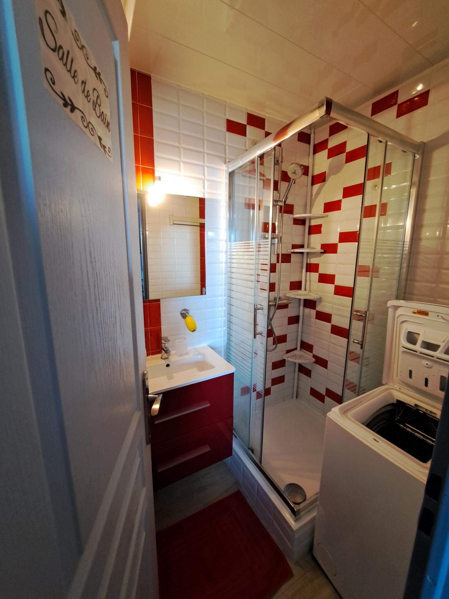 Intérieur salle de bain L'Edelweiss 4 Chamrousse Intérieur salle de bain L'Edelweiss 4 Chamrousse