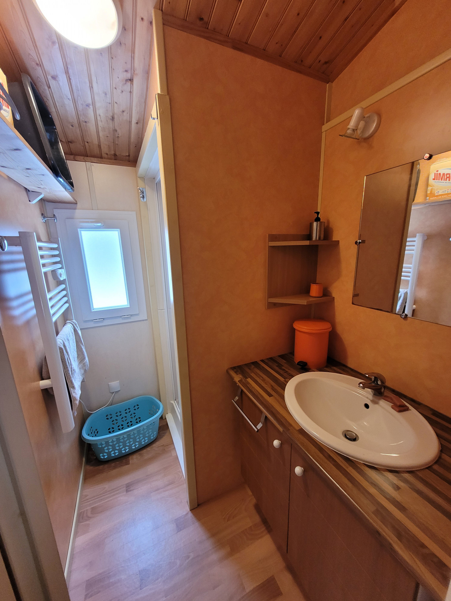 Chamrousse réservation location chalet 3 pièces, 6 personnes 41m² Le Chalet des cimes 46 station ski montagne grenoble isère alpes France