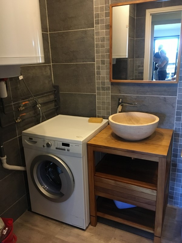 Intérieur salle de bain Les vans 10 Chamrousse - © DR Chamrousse réservation location appartement 2 pièces 6 personnes 42m² Les vans 10 station ski montagne grenoble isère alpes France