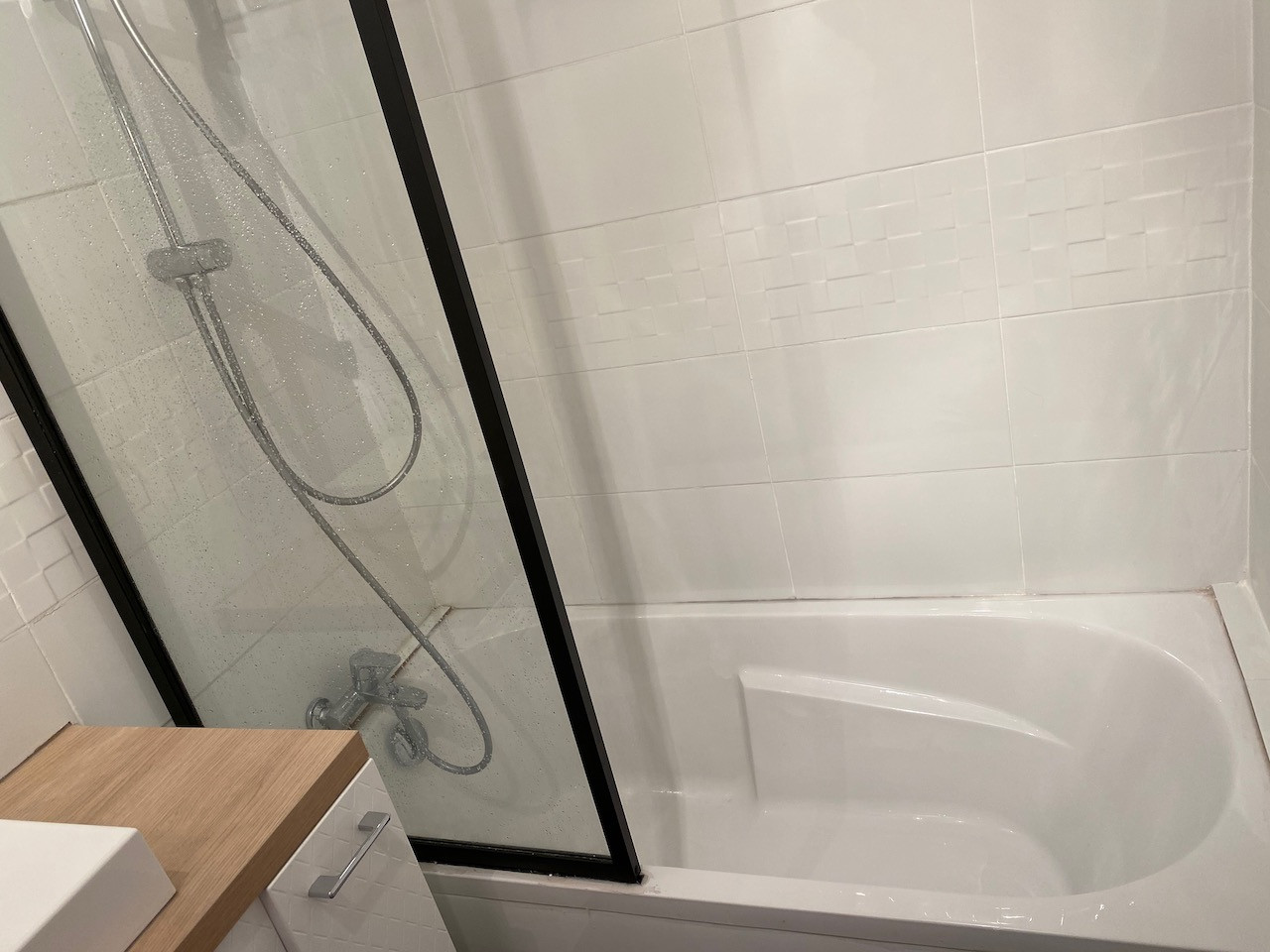 Chamrousse réservation location appartement 2 pièces cabine 6 personnes  42m² Les vans station ski montagne grenoble isère alpes France