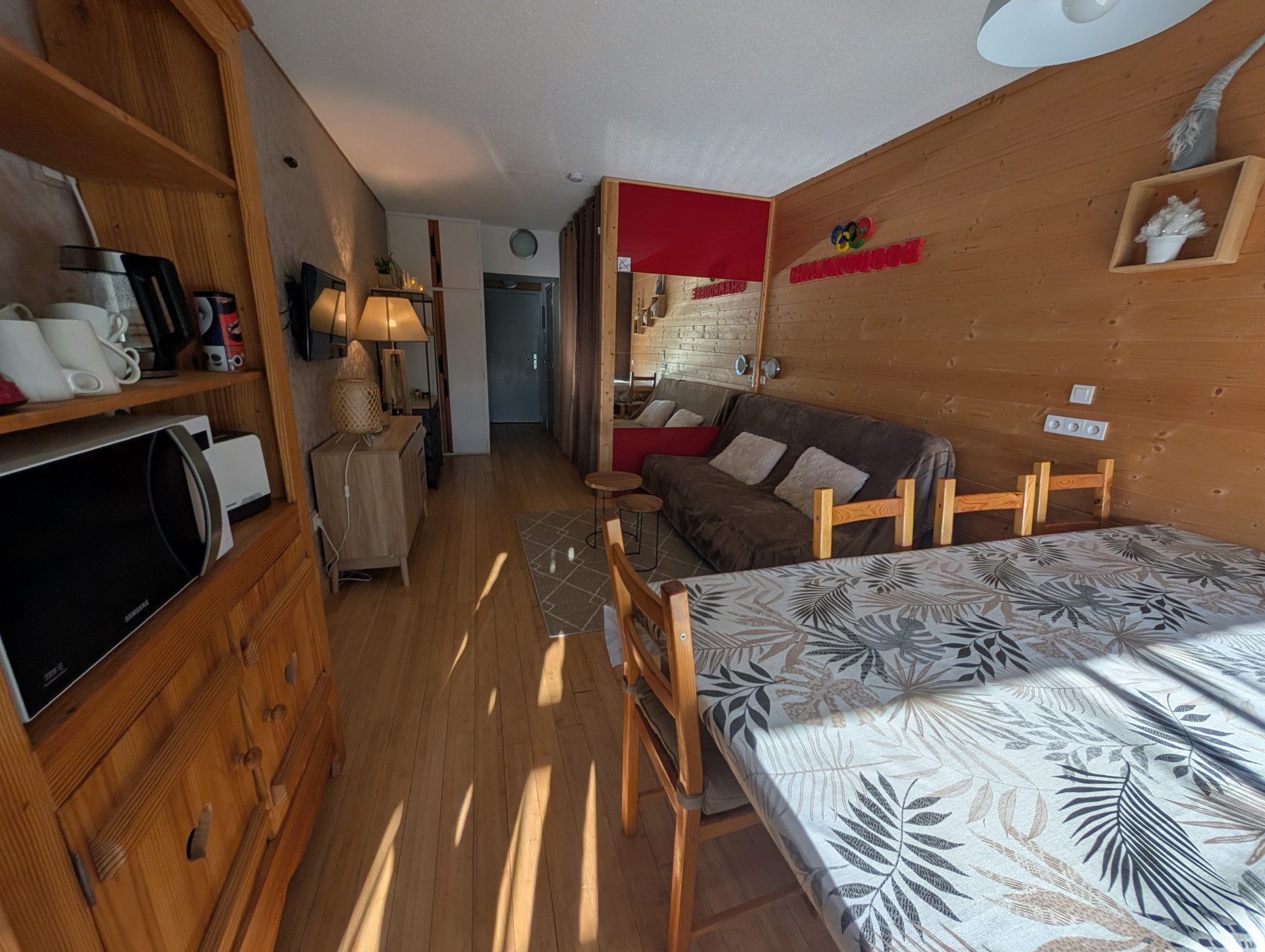 Intérieur salon séjour Le Bellevue S114 Chamrousse Intérieur salon séjour Le Bellevue S114 Chamrousse