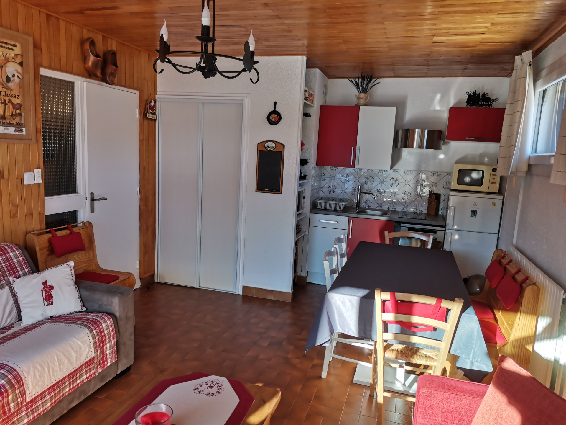 Intérieur salon séjour Le Cap 2000 506 Chamrousse Intérieur salon séjour Le Cap 2000 506 Chamrousse