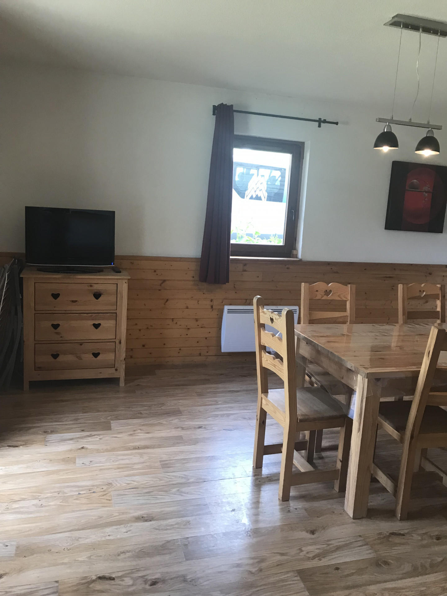 Intérieur salon séjour Les balcons de recoin 108 Chamrousse - © DR Chamrousse réservation location appartement 3 pièces 6 personnes 60m² Les balcons de recoin 108 station ski montagne grenoble isère alpes France