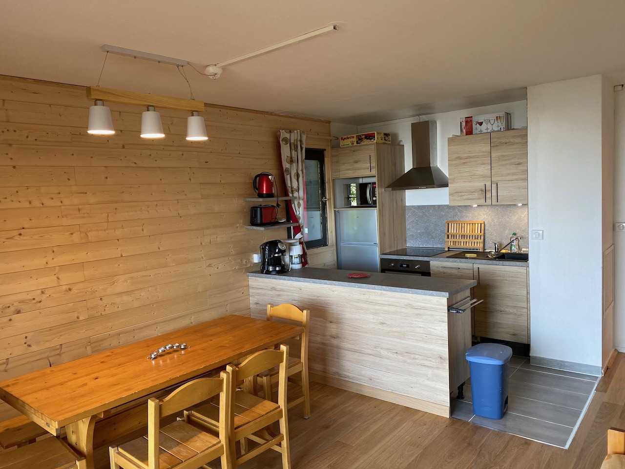 Chamrousse réservation location appartement 2 pièces cabine 6 personnes  42m² Les vans station ski montagne grenoble isère alpes France