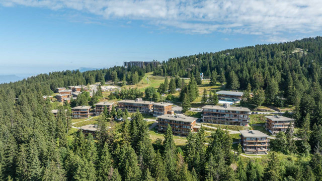 EXTERIEURCHAMROUSSE_06_0