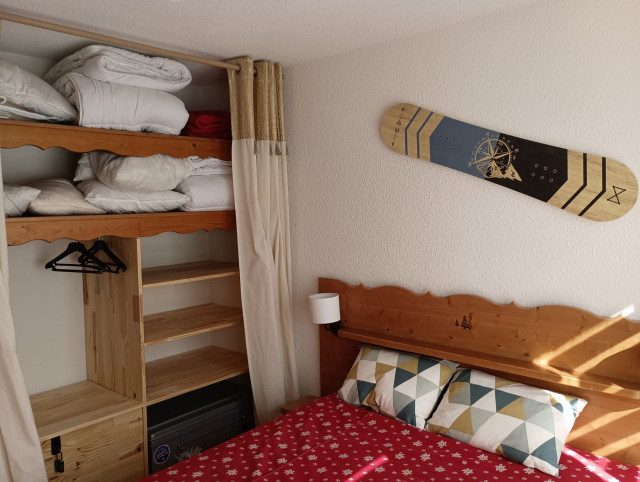 aee925f9-46d0-4564-a45f-d78301192436