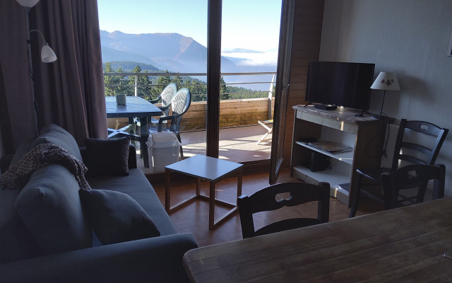 20251018-094843-5568272 20251018-094843-5568272