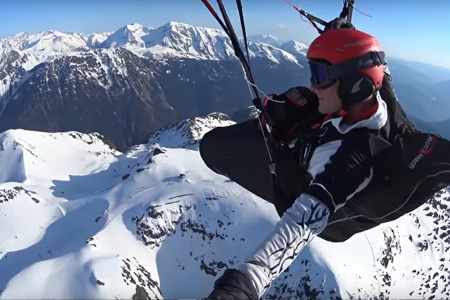 Chamrousse winter paragliding