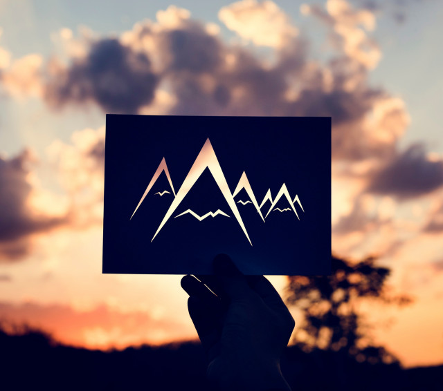 Chamrousse auf der Bühne - © Freepik Chamrousse auf der Bühne